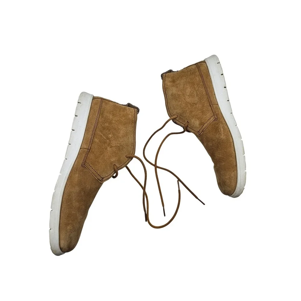 UGG Mens Freamon 9 Chestnut Tan Suede Chukka Boots 1007645